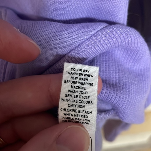 Reflex size XL Super Soft & Stretchy Lavender Hoodie with Pocket & White Accents - Picture 7 of 9